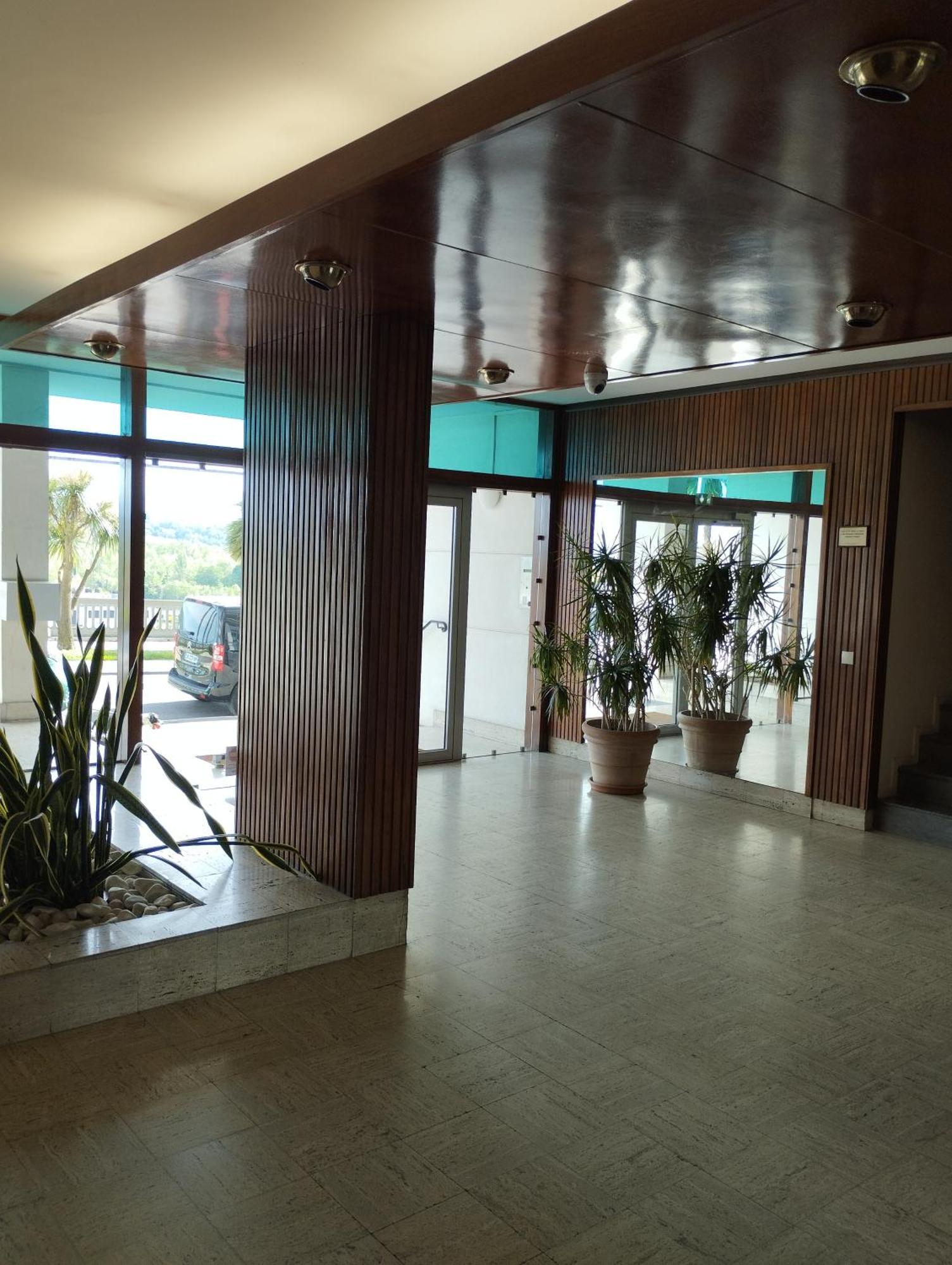 Chambrette Boulevard Des Pyrenees Hypercentre 10M Carre Wc Sur Le Palier, Porte40 Pau Exterior foto